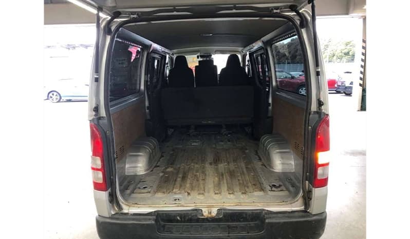 2018 Toyota Hiace image-8