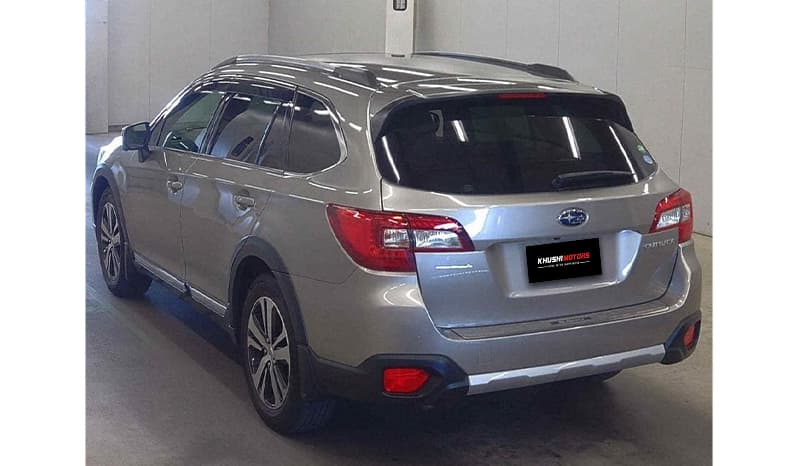 2018 Subaru Outback Limited image-3