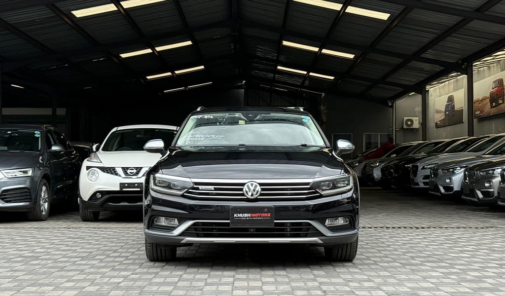 2019 Volkswagen Passat Alltrack image-8