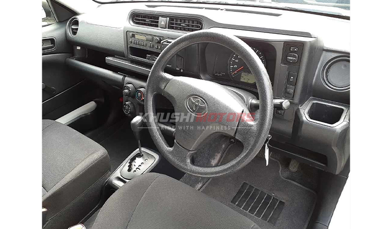 2018 Toyota Probox DX Comfort image-5