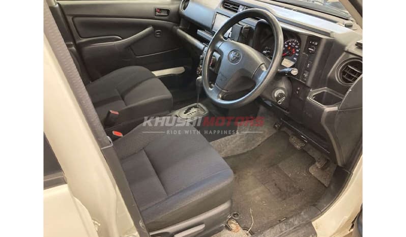 2018 Toyota Succeed UL-X image-5