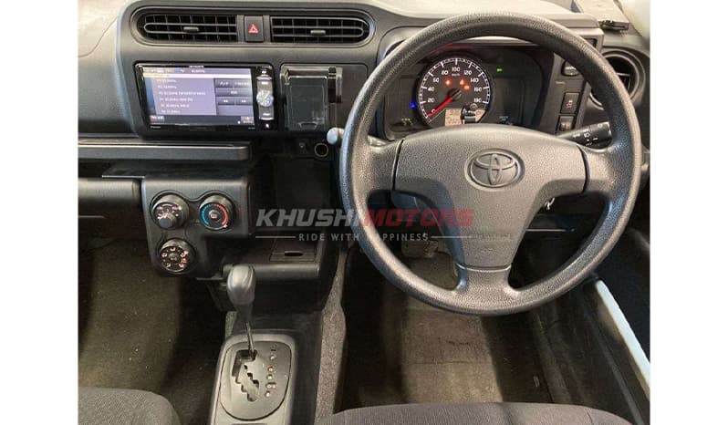 2018 Toyota Succeed UL-X image-6