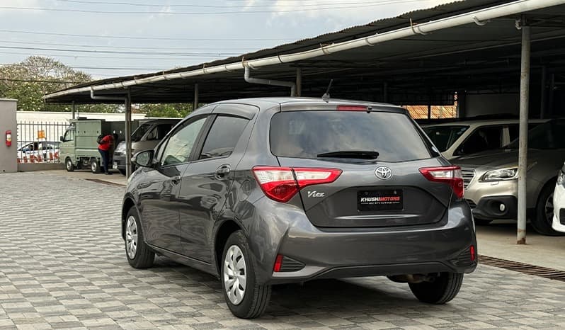 2018 Toyota Vitz image-18