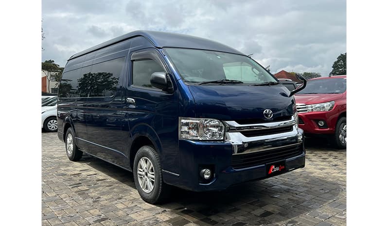 2016 Toyota Hiace DX image-3