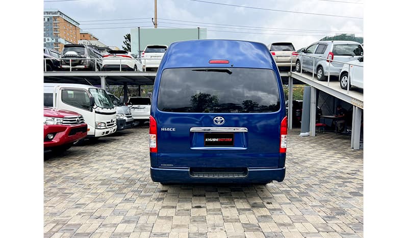 2016 Toyota Hiace DX image-12