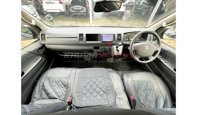 2016 Toyota Hiace DX image-15