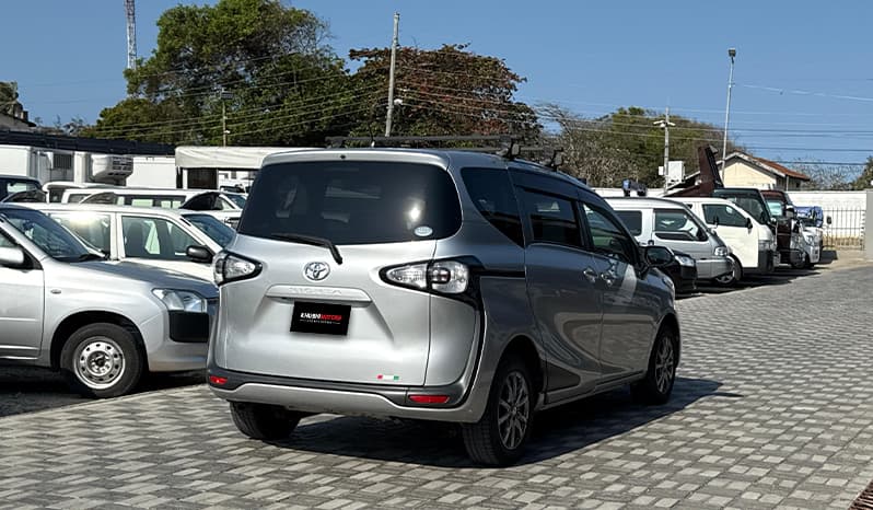 2018 Toyota Sienta image-12