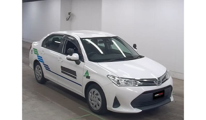 2018 Toyota Corolla Axio image-7