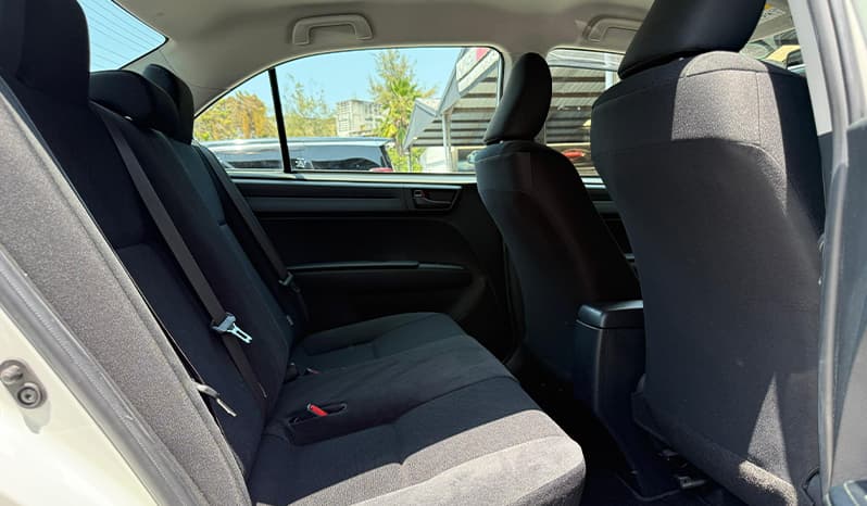 2018 Toyota Corolla Axio image-15