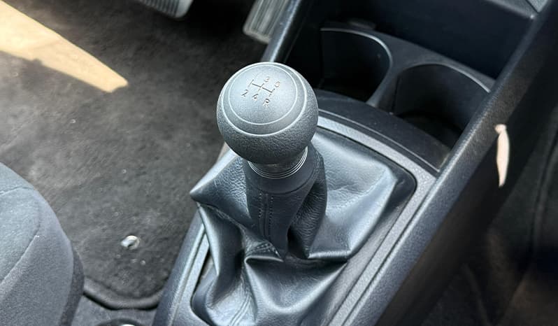 2018 Toyota Corolla Axio image-16