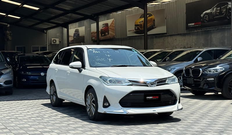 2018 Toyota Corolla Fielder image-1