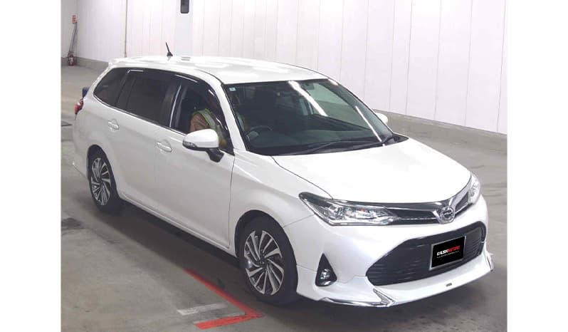 2018 Toyota Corolla Fielder image-2