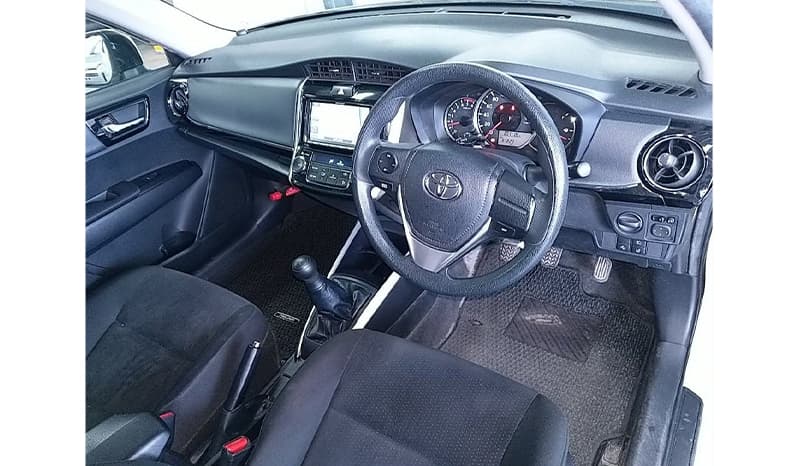 2018 Toyota Corolla Fielder image-6