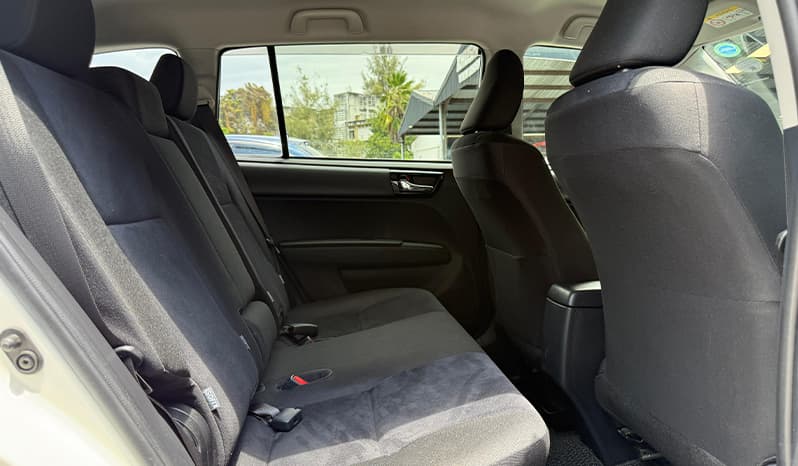 2018 Toyota Corolla Fielder image-15