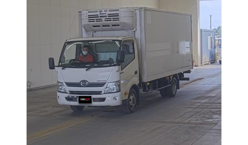 2018 Hino Dutro 7 Ton image-1