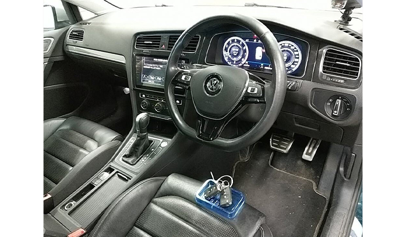 2018 Volkswagen Golf Alltrack image-5