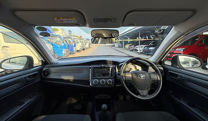 2018 Toyota Corolla Axio image-11