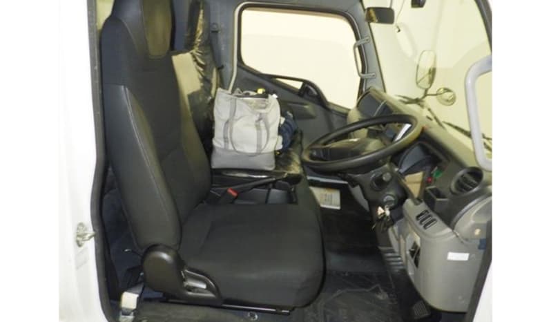 2019 Mitsubishi Canter 4.5 Ton image-2