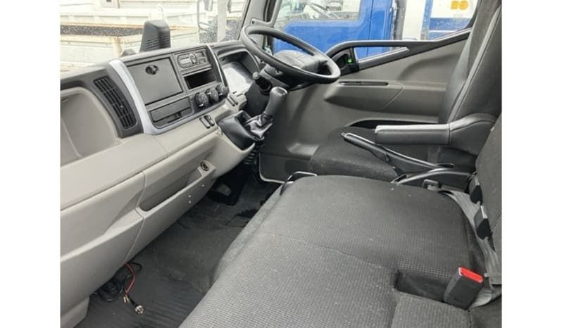 2019 Mitsubishi Canter 4.3 Ton image-3