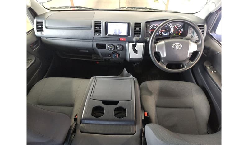 2018 Toyota Hiace image-2