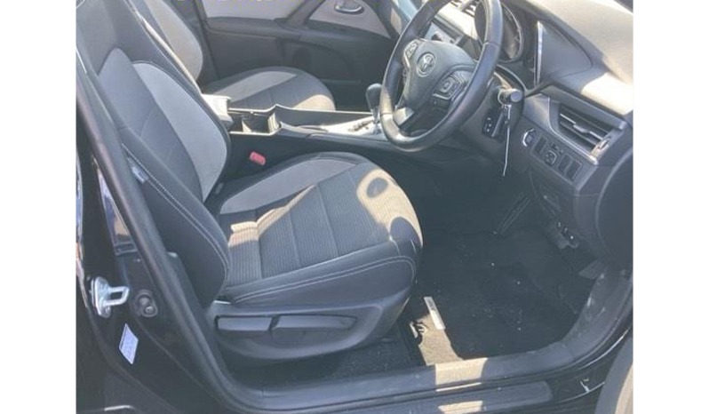 2018 Toyota Avensis image-4