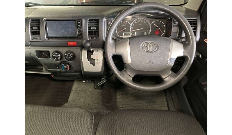 2018 Toyota Hiace image-6