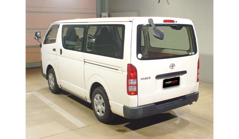 2018 Toyota Hiace image-8