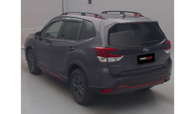 2020 Subaru Forester image-2