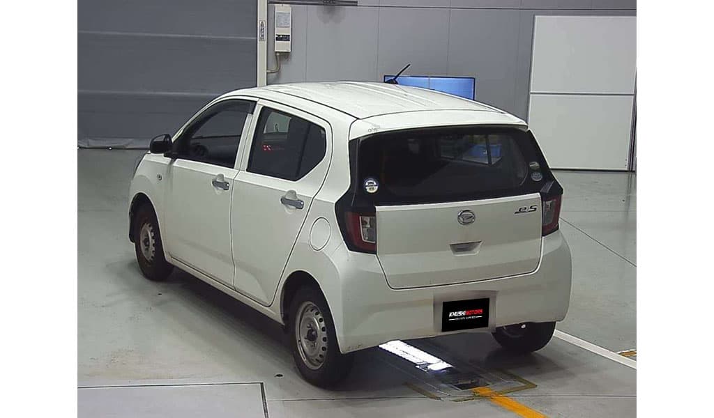 2018 Daihatsu Mira Es B image-3