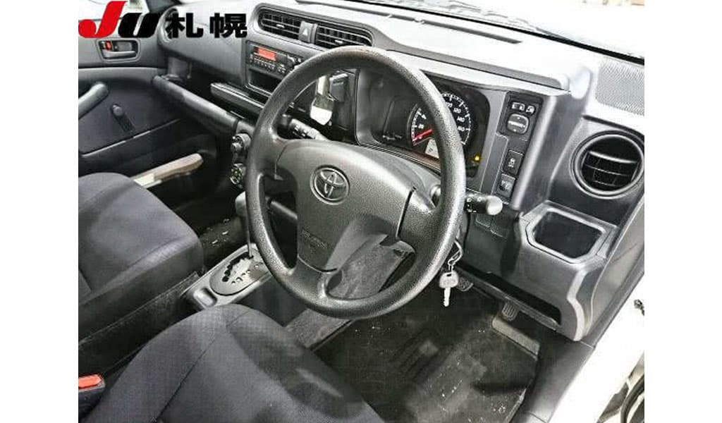 2019 Toyota Succeed image-4
