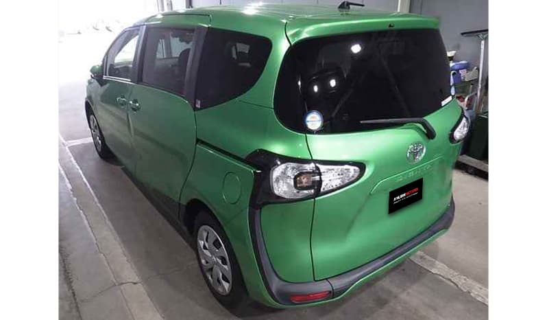 2018 Toyota Sienta image-4