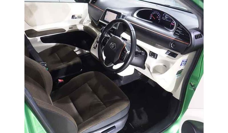 2018 Toyota Sienta image-5