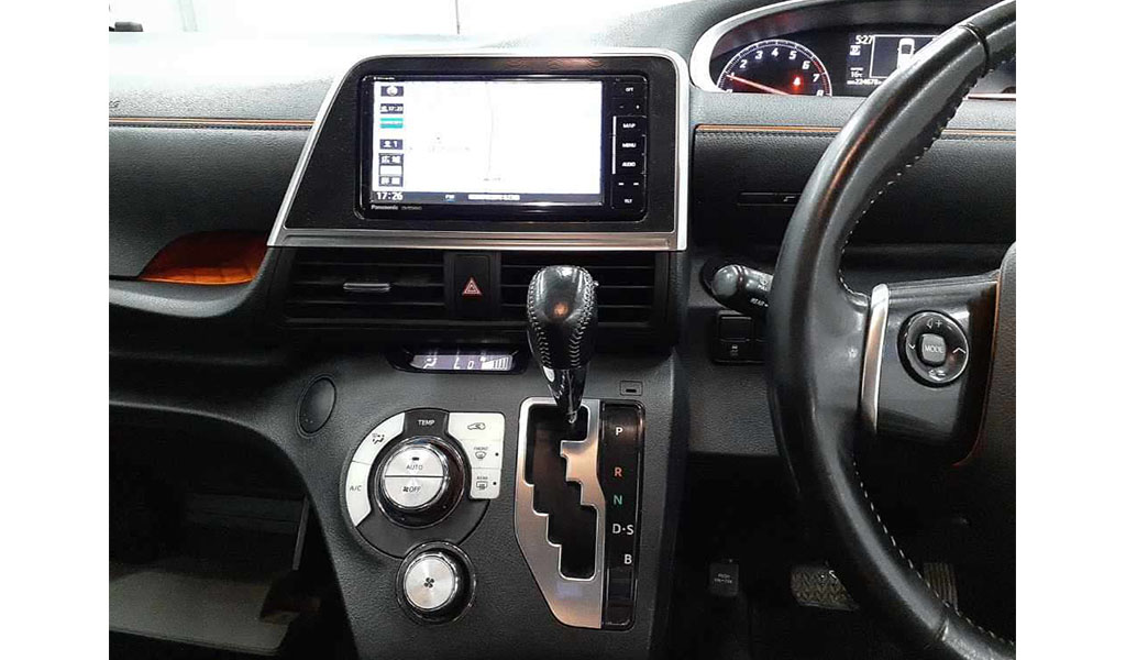 2018 Toyota Sienta image-7