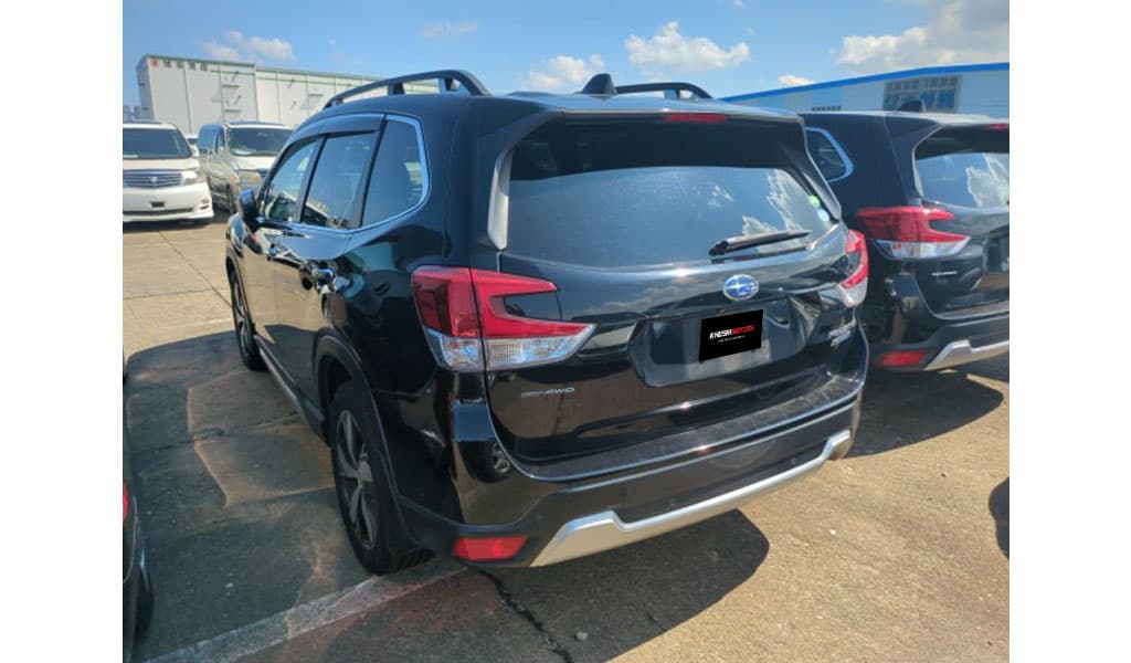 2018 Subaru Forester Advance image-4