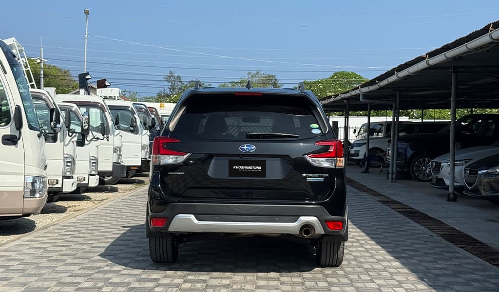 2018 Subaru Forester Advance image-13
