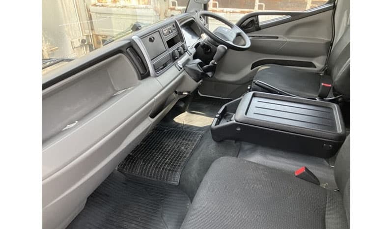 2019 Mitsubishi Canter 4.9 Ton image-3