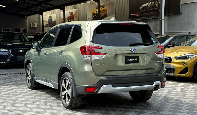 2018 Subaru Forester Advance image-16