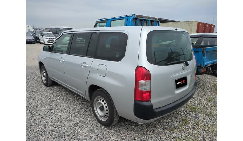 2018 Toyota Succeed image-2