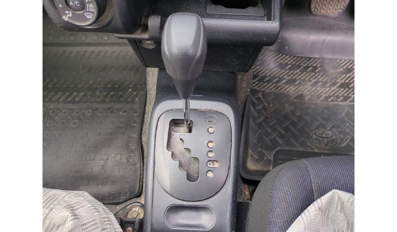 2018 Toyota Succeed image-8