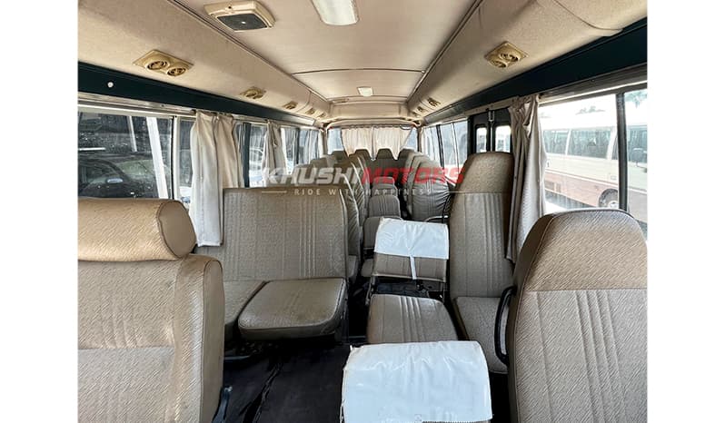 1994 Nissan Civilian Bus image-9