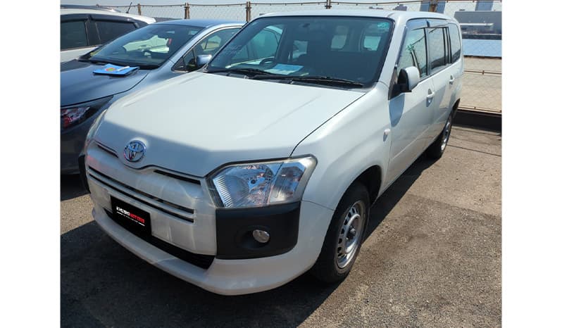 2018 Toyota Succeed image-3