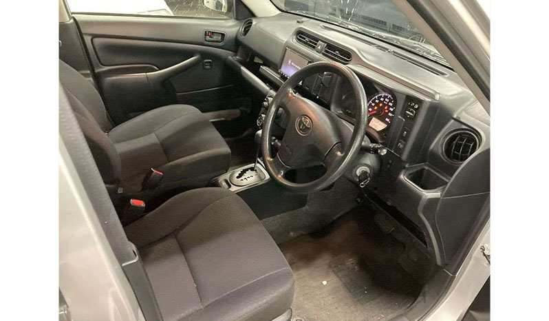 2018 Toyota Succeed image-4