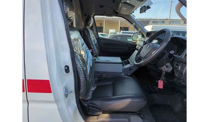 2018 Toyota Hiace Ambulance image-4