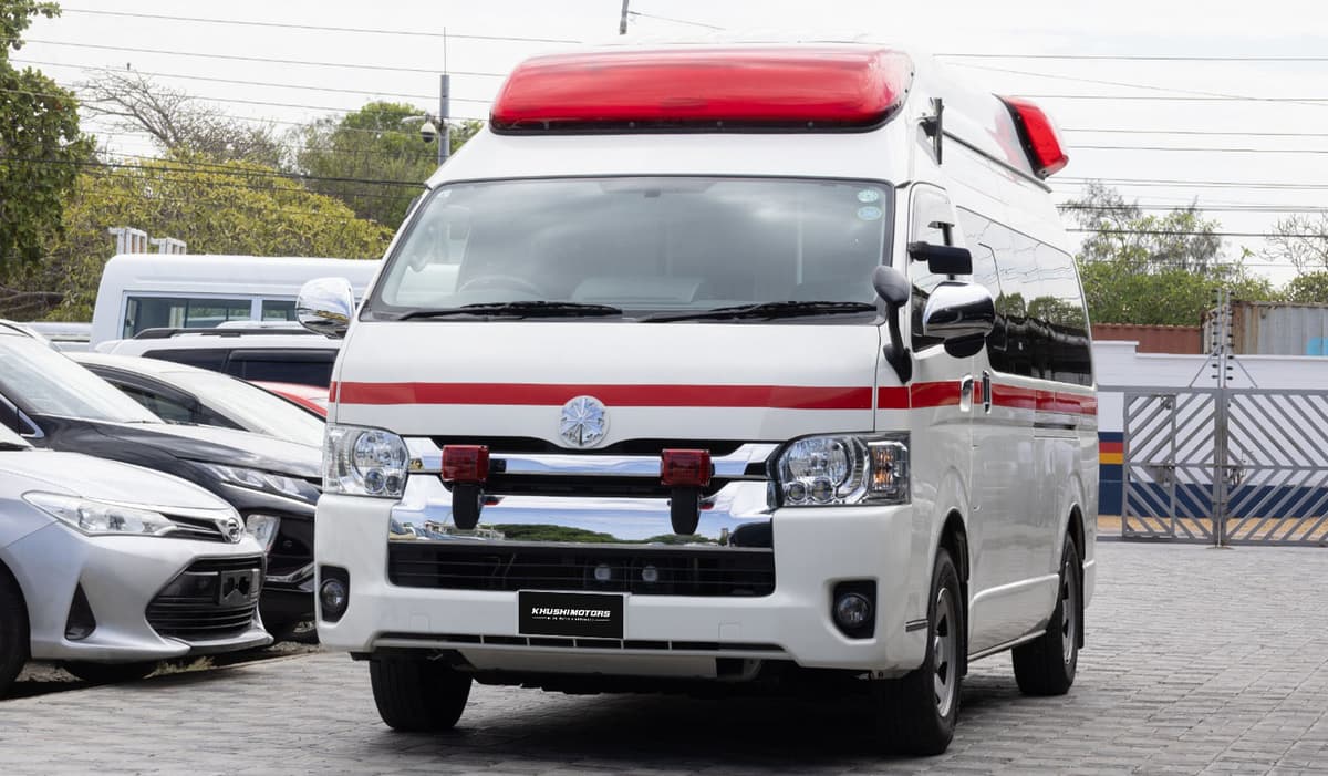 2018 Toyota Hiace Ambulance image-10