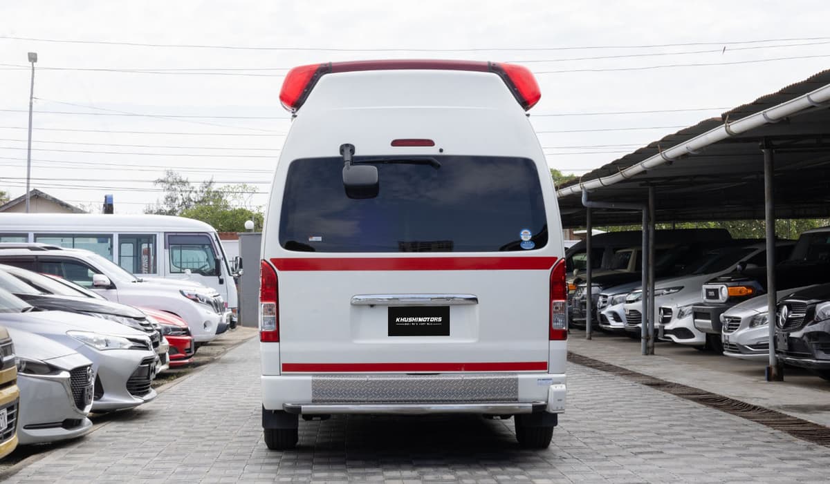 2018 Toyota Hiace Ambulance image-11