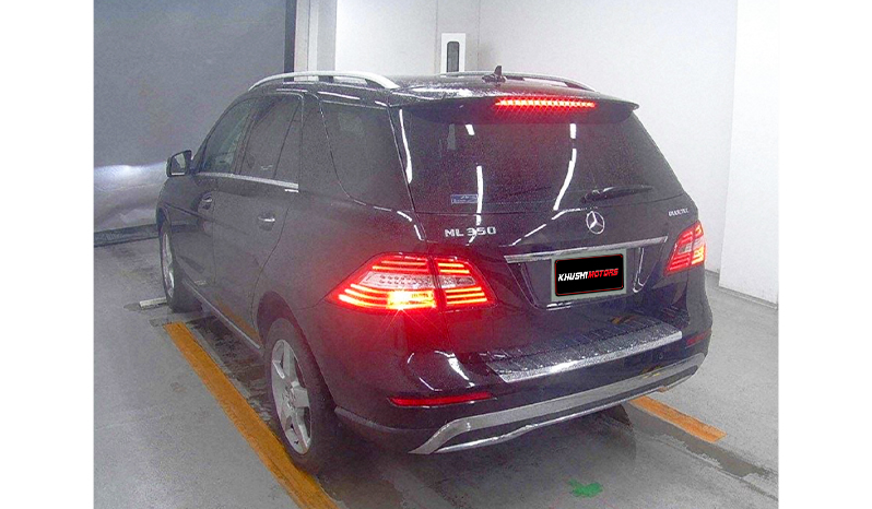 2012 Mercedes-Benz ML-Class ML350 image-4
