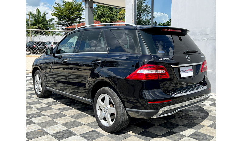 2012 Mercedes-Benz ML-Class ML350 image-9