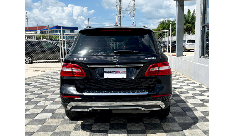 2012 Mercedes-Benz ML-Class ML350 image-10