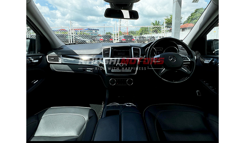 2012 Mercedes-Benz ML-Class ML350 image-14