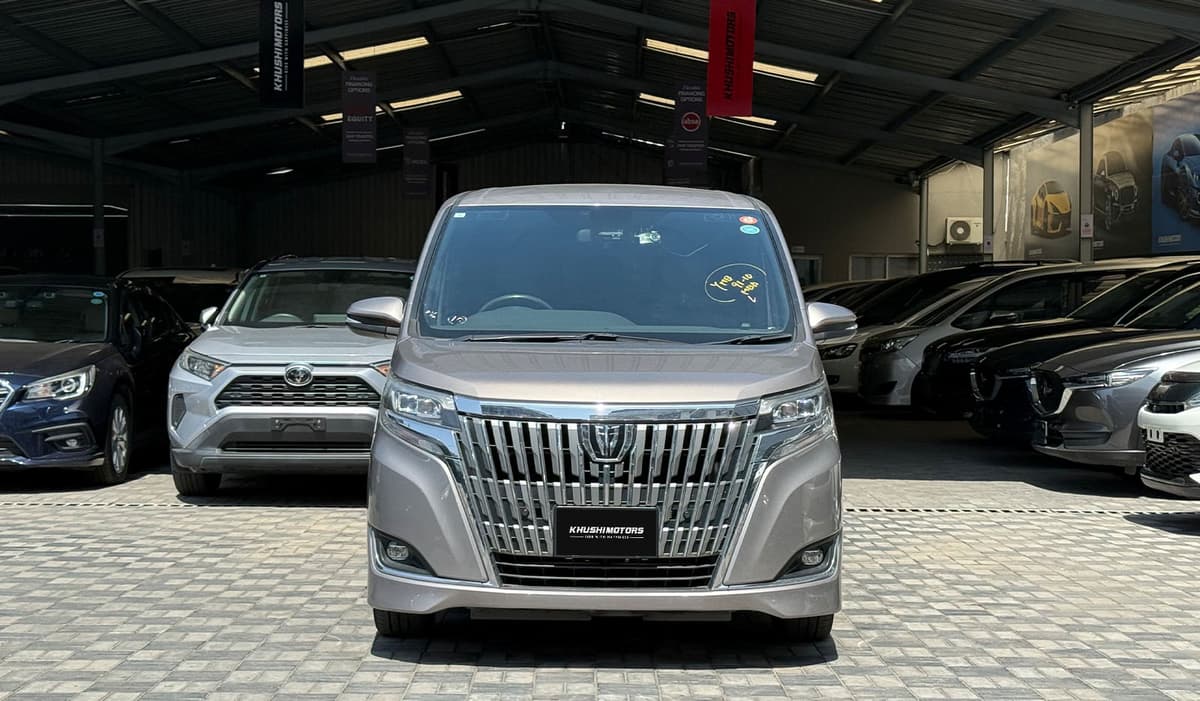 2019 Toyota Esquire image-7